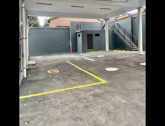 1 BEDROOM FLAT TO LET IN MONTCLAIR
